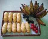 Foto langkah ke 5 dari resep Pisang molen goreng.