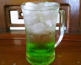 Foto langkah ke 3 dari resep Es soda melon fantasi.