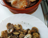 Foto del paso 2 de la receta: Cinta de lomo fresca con champiñón