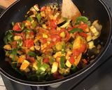 Une image de l'étape 13 de Sauté de légumes du jardin aux épices orientales.
