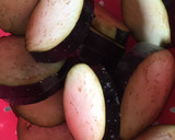 Foto del paso 1 de la receta: Minipizzas de berenjena 🍆🍕