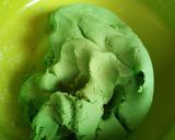 Foto langkah ke 3 dari resep Klepon Ubi.