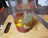 Foto del paso 1 de la receta: Chuletas de merluza frita con papas arrugás y mojo de pimiento