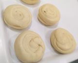 A picture of step 2 of Warkey paratha.