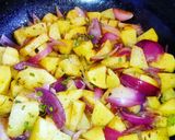 A picture of step 3 of Aloo Pyaz Ki Sabzi.