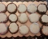 Foto del paso 10 de la receta: Alfajores Carnaval diferentes, deliciosos y fáciles. Especial❤