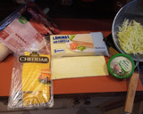Foto del paso 1 de la receta: Canapés de lechuga jamón y queso