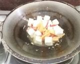 Foto langkah ke 2 dari resep Tumis Tahu Sayur.