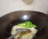 A picture of step 2 of Vegetable noodles.