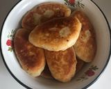 Фото кроку 8 до Жареные пирожки с картошкой и капустой.