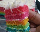 Foto langkah ke 12 dari resep Rainbow Cake Ny.Liem versi Kukus lapis buttercream Lembut Enak.