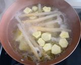Foto del paso 1 de la receta: Crema de espárragos blancos, calabacín y puerros!!