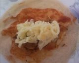 A picture of step 4 of Pizza pockets.