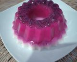 Foto langkah ke 10 dari resep Puding Buah Naga Susu Enak dan Sehat.