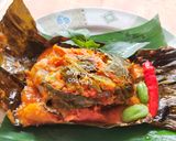 Foto langkah ke 10 dari resep Pepes (Brengkes) Patin Tempoyak Ala Rumah Kami.