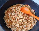 Foto del paso 6 de la receta Fideuá de Chocos, Chirlas y Gambas