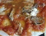 Foto del paso 5 de la receta: Pizzeta de tortilla con sardinas en tomate