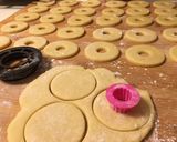 Foto del passaggio 2 della ricetta Biscotti alla panna
