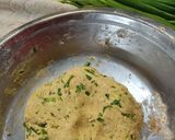 A picture of step 3 of Onion Flower Stalk Bhakri.