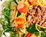 Hình bước làm 3 của món Salad rau càng cua & cá ngừ hộp phong cách Halloween