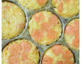 Foto langkah ke 7 dari resep Martabak Mie Sosis dan #Bekal2Khansa.