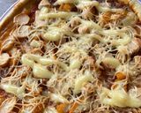Foto langkah ke 8 dari resep Pizza meatlover with bollognese sauce.