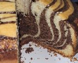 Foto del paso 5 de la receta: Torta marmolada de vainilla y chocolate 🍰