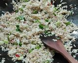 Foto langkah ke 3 dari resep Nasi Goreng Cumi Asin.
