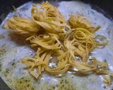 A picture of step 7 of Chinese Chicken Chilli Stir Fry Noodles.