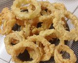 Foto langkah ke 3 dari resep (Sourdough Discard) Onion Rings.