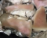 Hình bước làm 4 của món Heo quay nhanh lẹ bằng nckd thần thánh