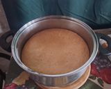 Foto del paso 7 de la receta: Torta de dos cítricos y jengibre decorada con dulce de leche y pera, ganache de chocolate
