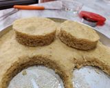 A picture of step 4 of Dhokla Burger.