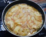 A picture of step 9 of Tortilla Espanola (Spanish Omelette).