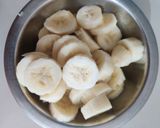 બનાના આઈસ્ક્રીમ(Banana icecream Recipe in Gujarati) રેસીપી સ્ટેપ1ફોટો