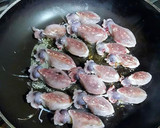 Foto del paso 7 de la receta: Choquitos garrapiñados en su tinta con Ali oli de ajos y romero
