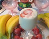A picture of step 3 of Banana Strawberry with vanilla ice cream Delight.