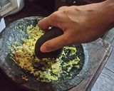 Foto langkah ke 4 dari resep Ikan kembung acar kuning.