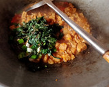 Foto langkah ke 3 dari resep Oseng tempe gembus kemangi.