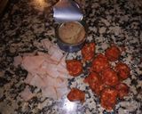 Foto del paso 3 de la receta: Pechugas de pollo estilo pizza