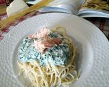 Foto del paso 5 de la receta: Spaguettis con salmón y espinacas