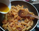 Foto del paso 4 de la receta: Pasta con marisco y Albariño