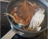 Foto del paso 5 de la receta: Cangrejo Azul con Jengibre y Verduras en salsa de Chiles