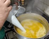 Foto del paso 2 de la receta: Sopa crema de zapallo kabutia