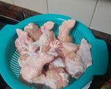 Foto del paso 1 de la receta: Jamoncitos de pollo sabrosos al horno con guarnición