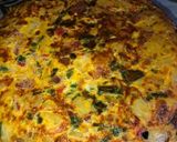 Foto del paso 4 de la receta: Tortilla de papa con chorizo colorado!!