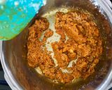 A picture of step 2 of Guvar tul nu shaak (cluster bean curry with sesame seeds).