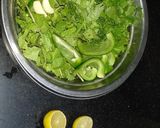 A picture of step 1 of Mint capsicum sandwich chutney.