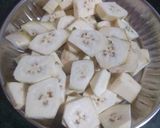 A picture of step 3 of Raw banana pakori.