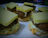 Foto del paso 4 de la receta: Tapitas de arroz con centro de carne y mozzarella!